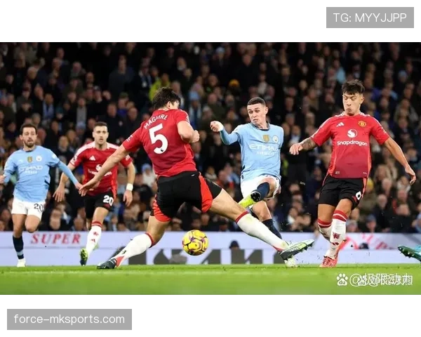 巴洛贡式射门再现赛场，精彩进球助球队逆转取胜