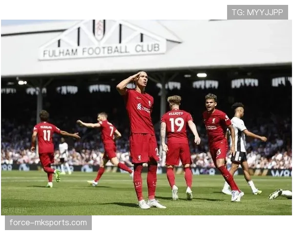 富勒姆逼抢体系