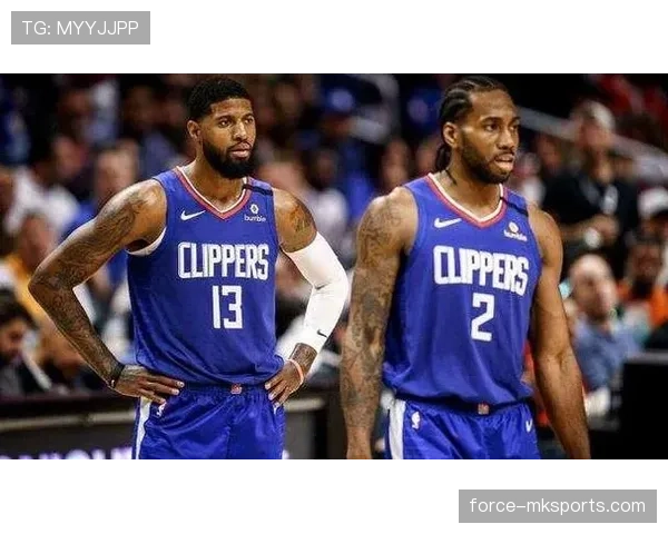 浓眉哥家里请了三个厨师专门做减脂餐，我连外卖自由都没有